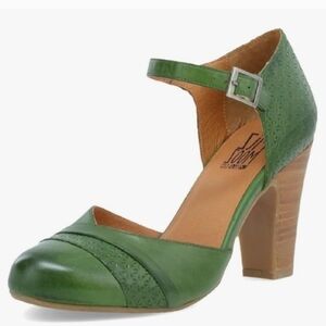 Miz Mooz Jay Mary Jane Pumps Green Kiwi Leather Ankle Strap Heels 8.5